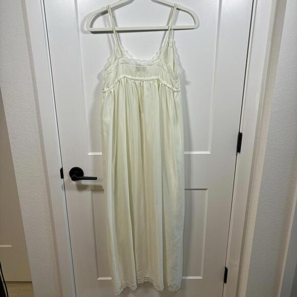 Vintage Givenchy Intimates Silk Blend Night Gown Lace Trim Coquette Whimsy Fairy - Picture 4 of 9